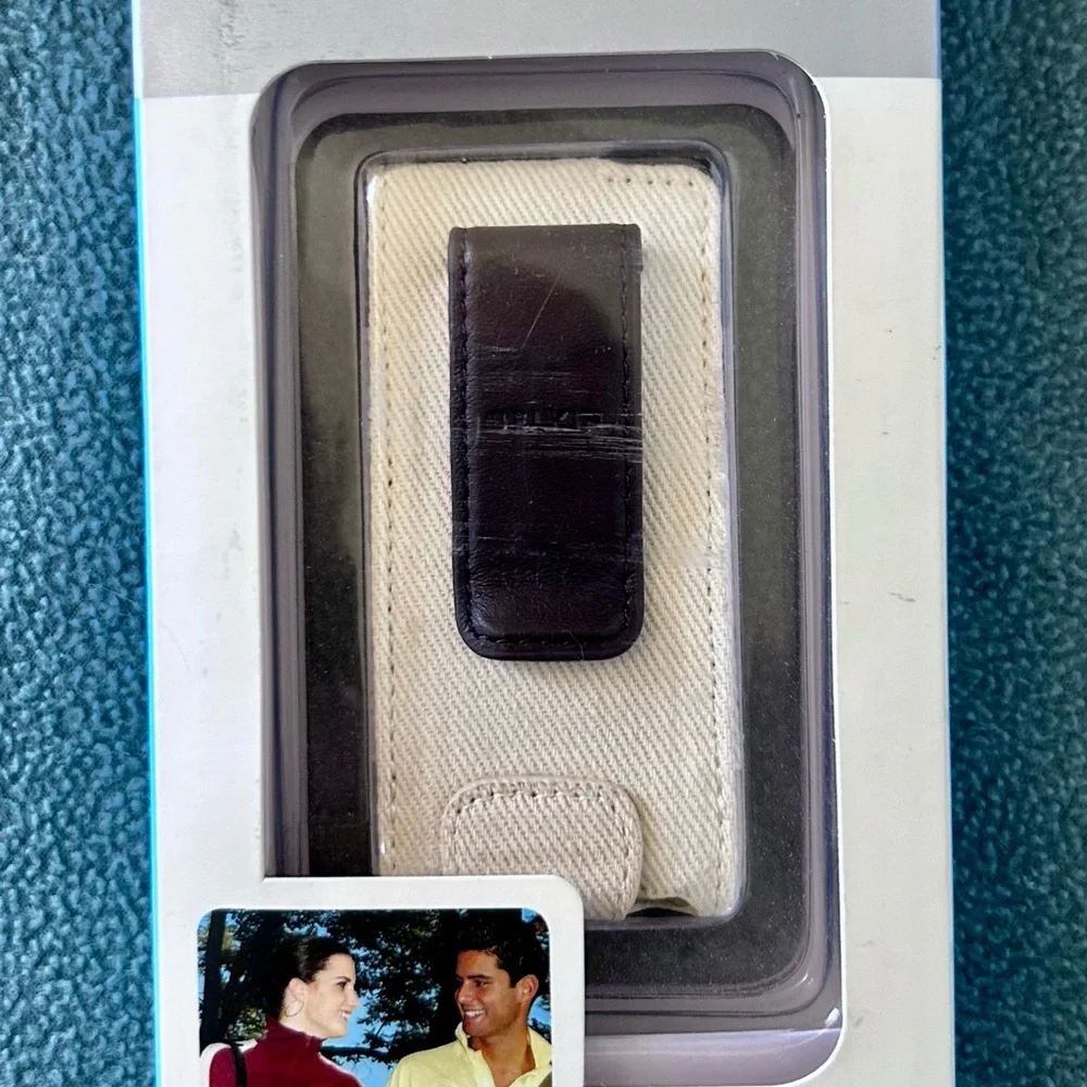 Belkin Cream Canvas Flip Case with Brown Accent.